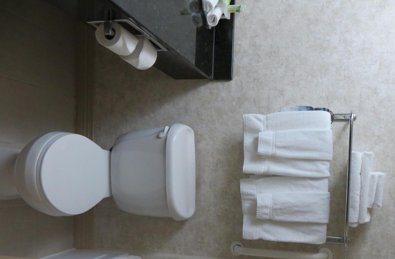 Holiday Inn Express Hotel And Suites Fairfield-North By Ihg Eksteriør billede