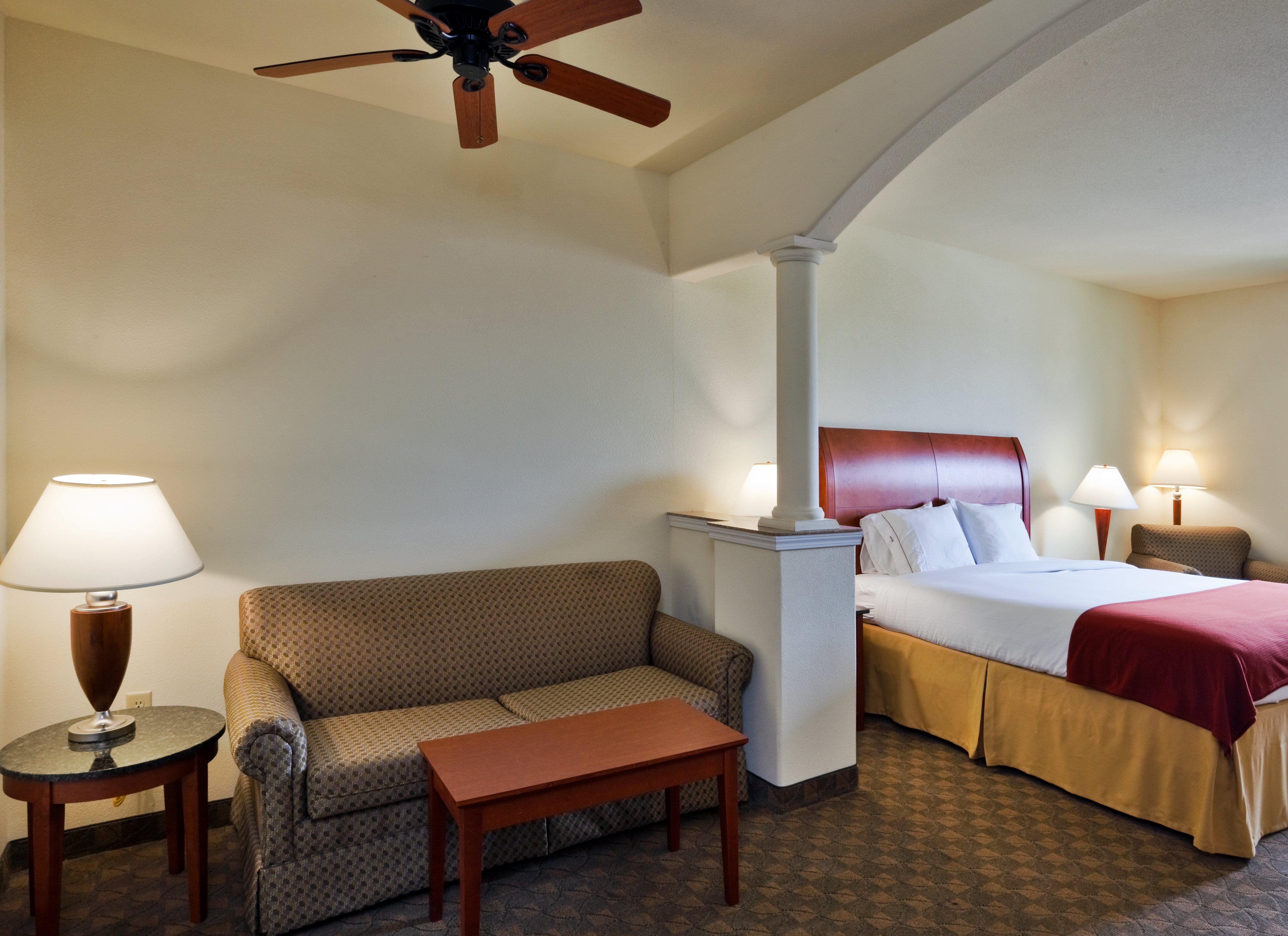 Holiday Inn Express Hotel And Suites Fairfield-North By Ihg Eksteriør billede