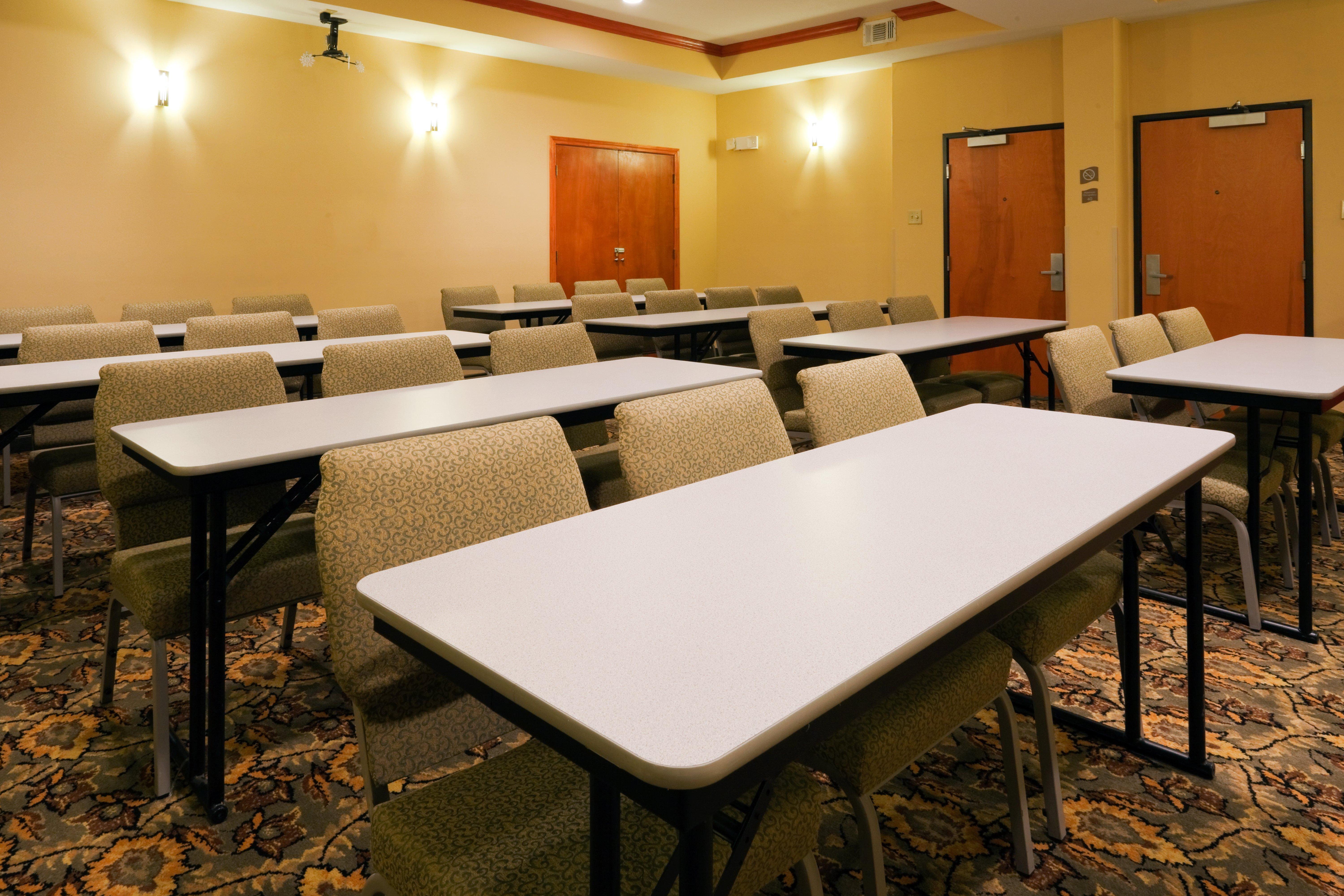 Holiday Inn Express Hotel And Suites Fairfield-North By Ihg Eksteriør billede
